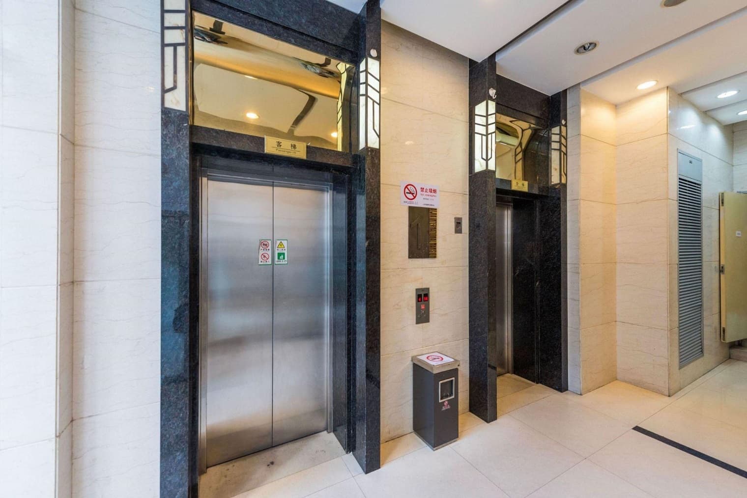 电梯厅